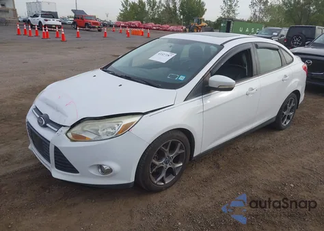 2013 Ford Focus Se z USA, uszkodzony, nr VIN 1FADP3F25DL164751
